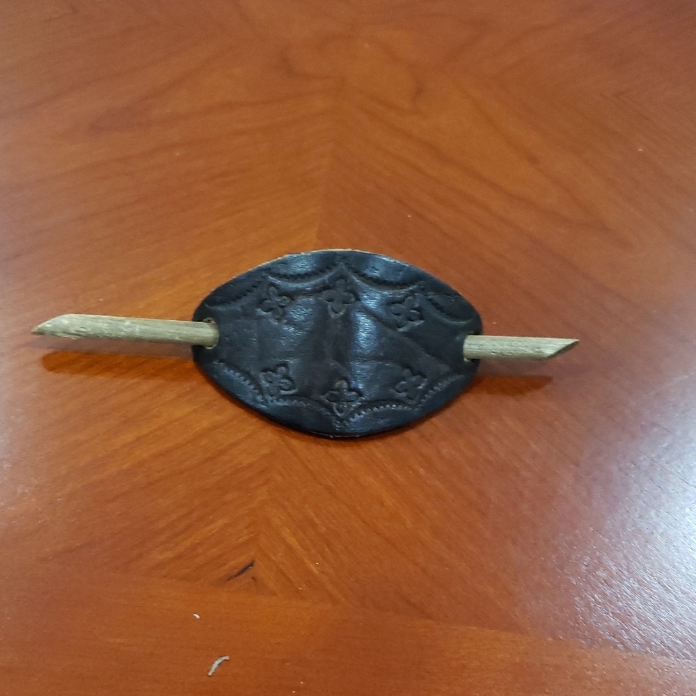 Leather Stick Style Barrett